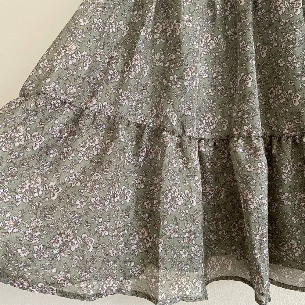 Moon River Ruffle Neck Floral Green Babydoll Mini Dress‎ Anthropologie M